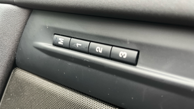 Land Rover Range Rover Evoque 2.0 D200 Dynamic SE 5dr Auto Diesel Hatchback